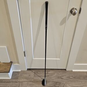 Cleveland Golf 22 Degree 3i RH Halo 3 Hybrid - Regular Flex Graphite Shaft - 40"